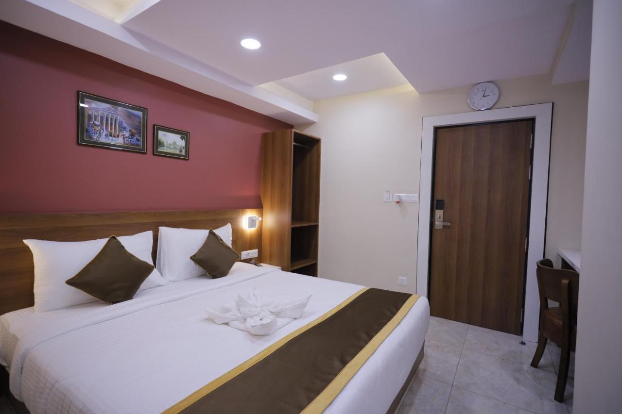 The Avenue Hotel Ballygunge Kolkata Ngoại thất bức ảnh