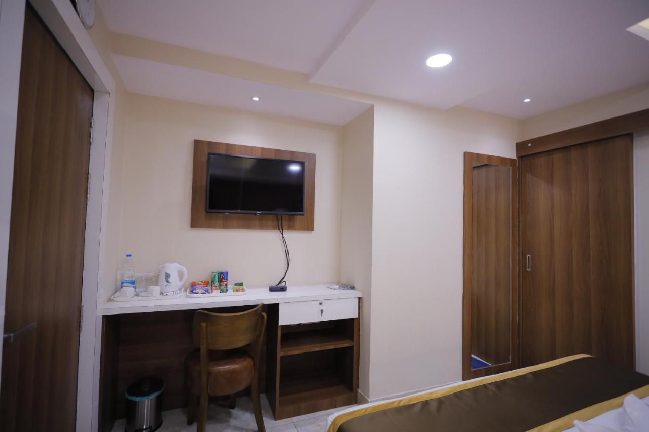 The Avenue Hotel Ballygunge Kolkata Ngoại thất bức ảnh